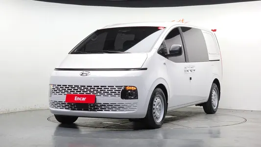 Hyundai Staria 5 2022
