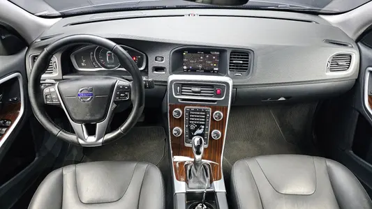 Volvo S60 D3 2018 7