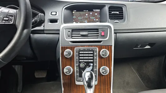 Volvo S60 D3 2018 14