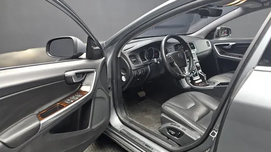 Volvo S60 D3 2018 10