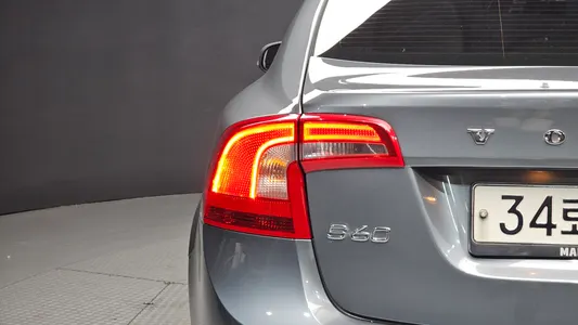 Volvo S60 D3 2018 23