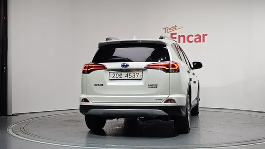 Toyota RAV4 2.5 4WD 2017 4