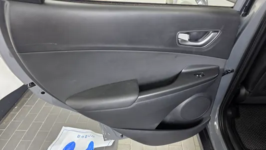 Hyundai 코나 일렉트릭 2018 25