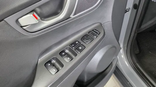 Hyundai 코나 일렉트릭 2018 28