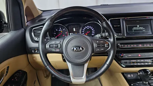 Kia 카니발 7 2015 13