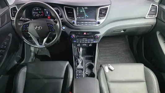 Hyundai Tucson 2.0 4WD 2015 7