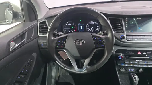 Hyundai Tucson 2.0 4WD 2015 12