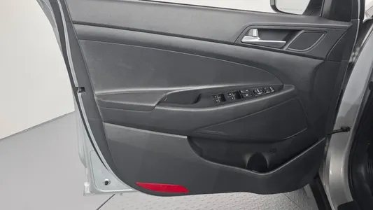 Hyundai Tucson 2.0 4WD 2015 25