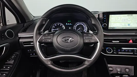 Hyundai (DN8) 1.6 2022 12