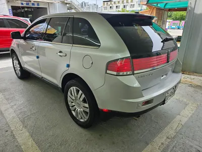 Lincoln MKX 3.5 AWD 2010 4