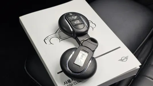 MINI S JCW 2023 33