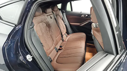 BMW X6 (G06) xDrive40i M 2025 11