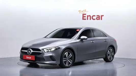 Mercedes-Benz A-Class W177 A200d 2021