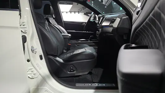 KG Mobility G4 2.2 4WD 2018 26
