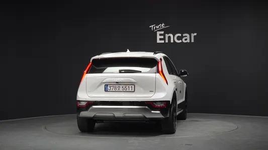 Kia 디 니로 2024 4
