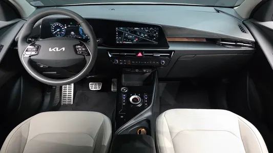 Kia 디 니로 2024 7