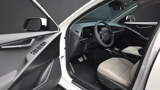 Kia 디 니로 2024 10