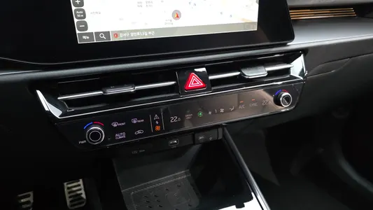 Kia 디 니로 2024 17