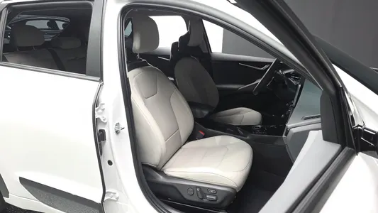 Kia 디 니로 2024 26