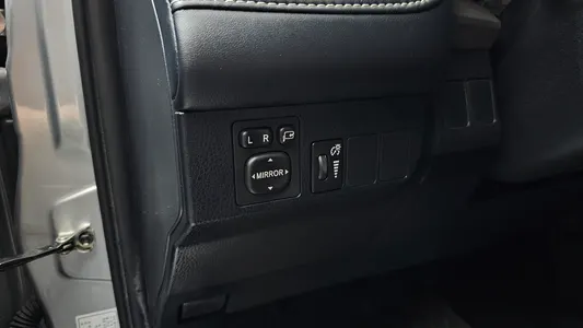 Toyota RAV4 2.5 2WD 2018 14