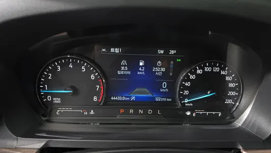 Ford 6 2.3 4WD 2021 8