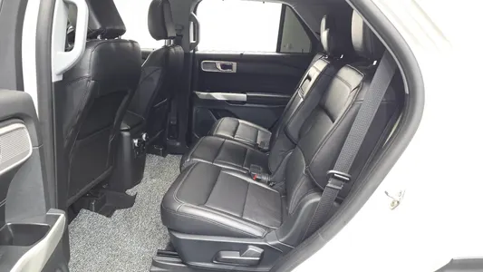 Ford 6 2.3 4WD 2021 11