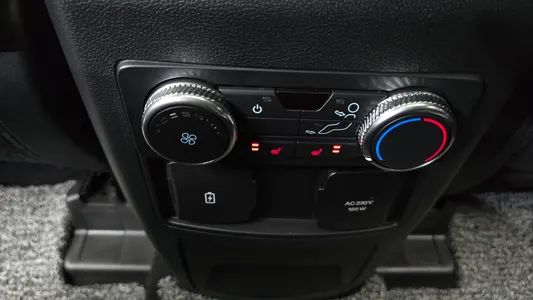 Ford 6 2.3 4WD 2021 15