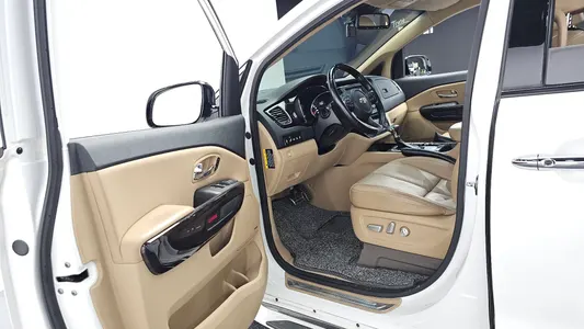 Kia 카니발 7 2018 10