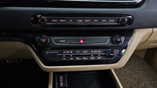 Kia 카니발 7 2018 28