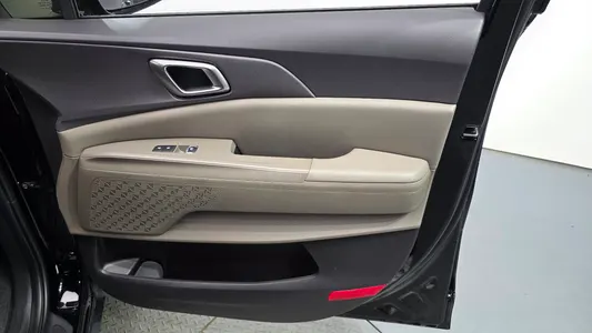 Kia 4 HEV 9 2024 25