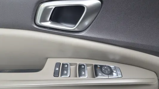 Kia 4 HEV 9 2024 29