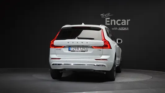 Volvo XC60 2 T8 2025 4