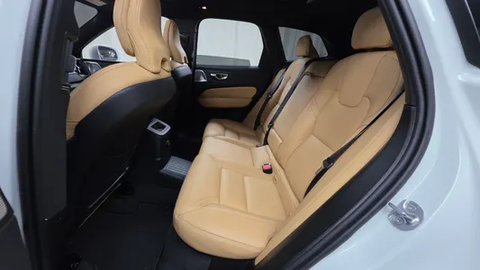 Volvo XC60 2 T8 2025 12