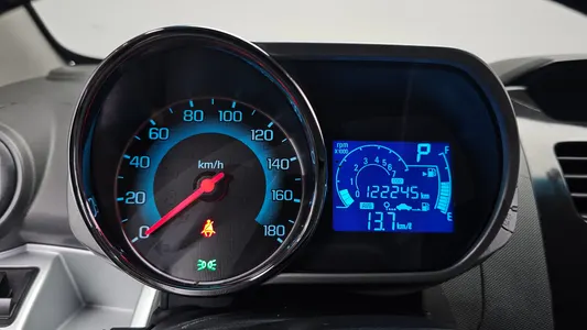 Chevrolet Spark S 2013 8