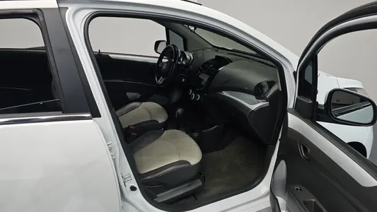 Chevrolet Spark S 2013 11