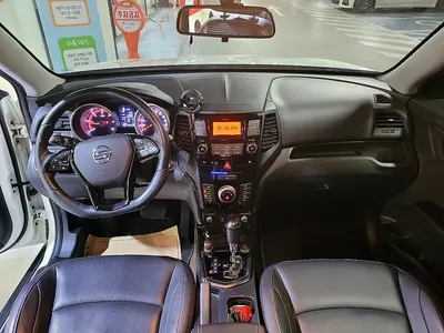 KG Mobility 티볼리 에어 IX 2WD 2016 6