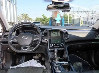Renault Korea SM6 2.0 GDe LE 2016 6