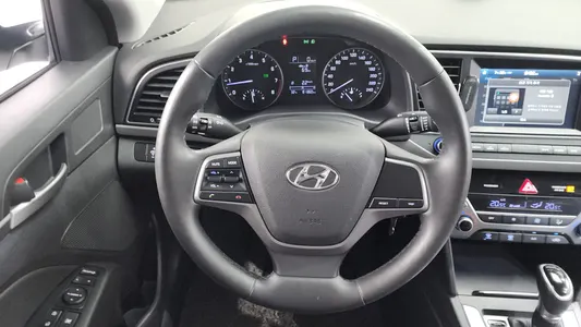 Hyundai AD 1.6 GDI 2016 13