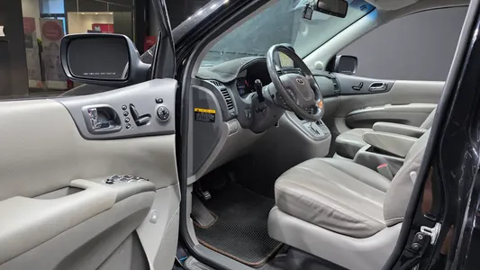 Kia R President 2013 10