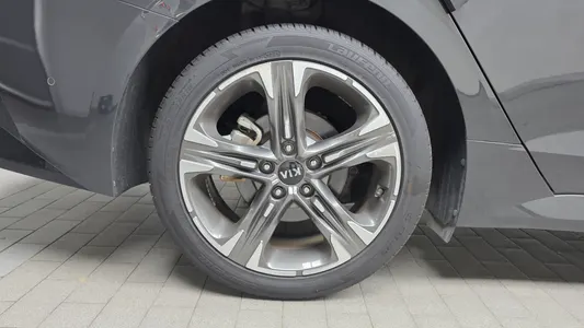 Kia K5 3 2.0 2021 5