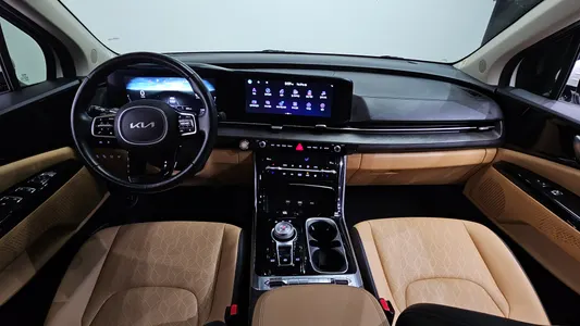 Kia Carnival 9 2023 7
