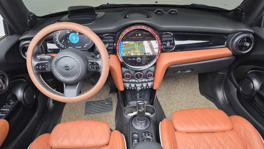 MINI S Convertible 2021 7