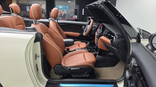 MINI S Convertible 2021 11