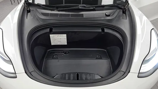 Tesla 3 RWD 2020 6