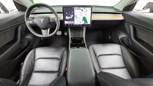 Tesla 3 RWD 2020 7