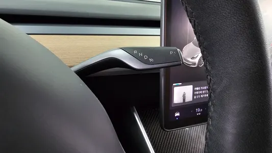 Tesla 3 RWD 2020 9