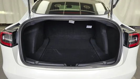 Tesla 3 RWD 2020 20