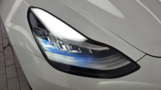 Tesla 3 RWD 2020 22
