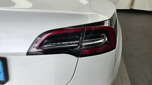 Tesla 3 RWD 2020 23