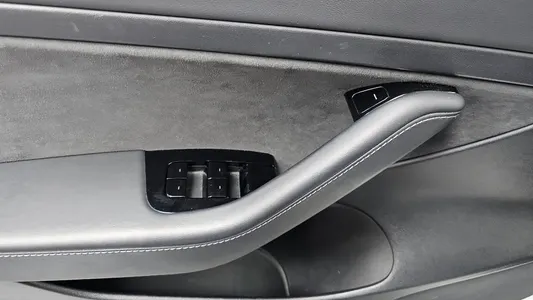 Tesla 3 RWD 2020 27